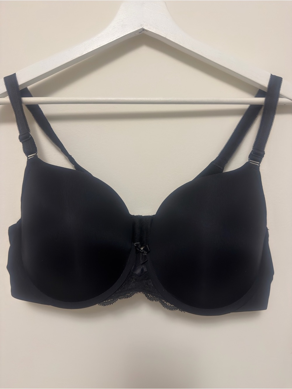 Torrid Black Molded T-Shirt Bra with Lace Trim